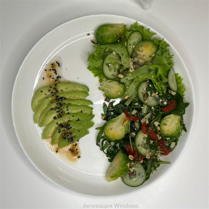 Зеленый салат 10120