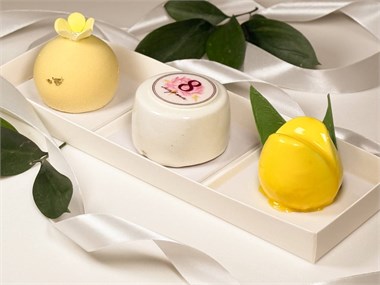 {{photo.Alt || photo.Description || 'Набор на 3 десерта'}}