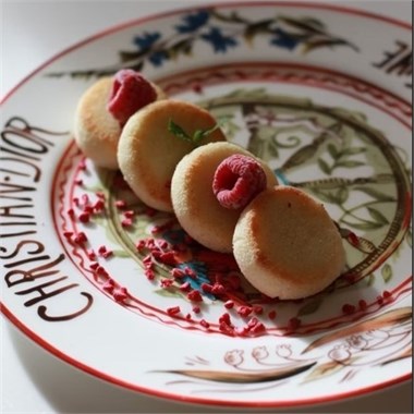 {{photo.Alt || photo.Description || 'Сырники из творога и рикотты'}}