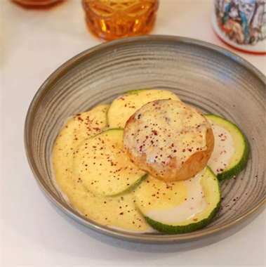 {{photo.Alt || photo.Description || 'Крабкейк'}}